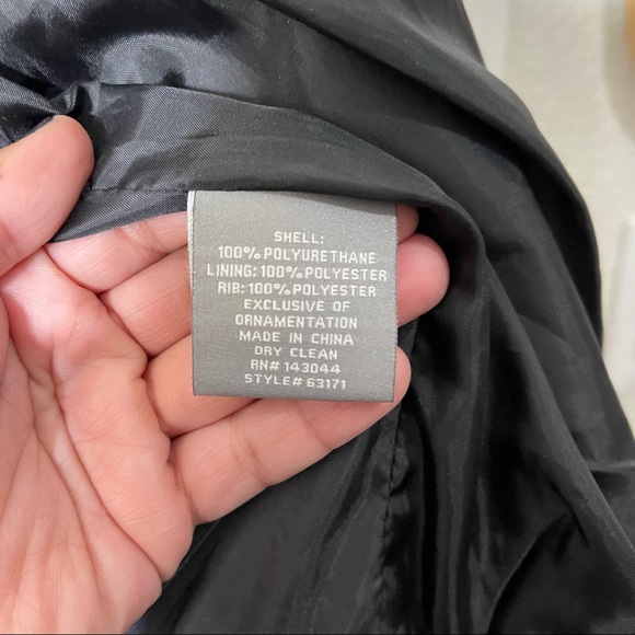 Bagatelle faux leather Bomber Jacket in black with embroidered hummingbirds - Picture 9 of 10